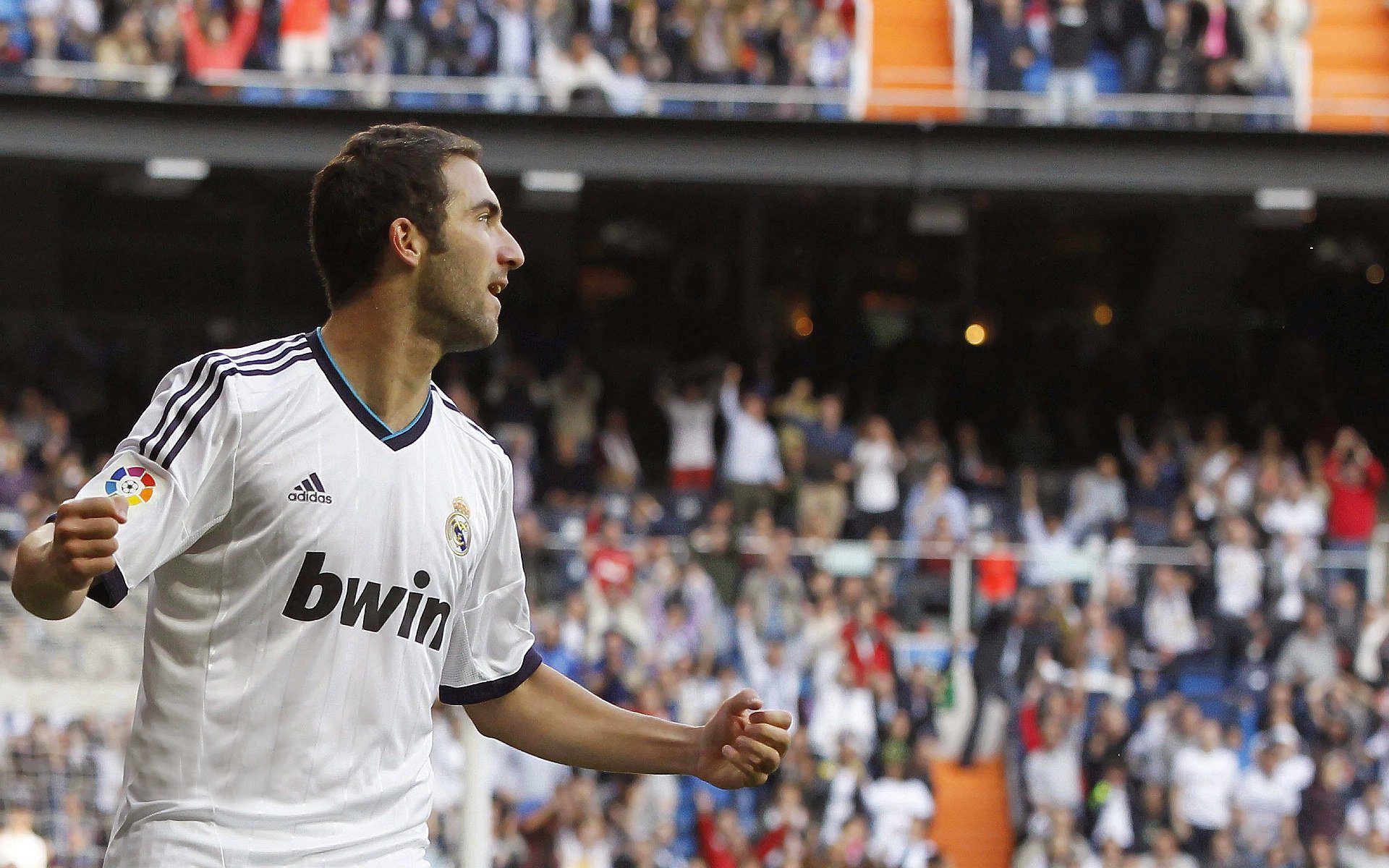 开云·体育官网APP下载-西班牙球员赫佐尼亚可能重返NBA，NBA球队对其感兴趣，西班牙人对阵赫塔菲