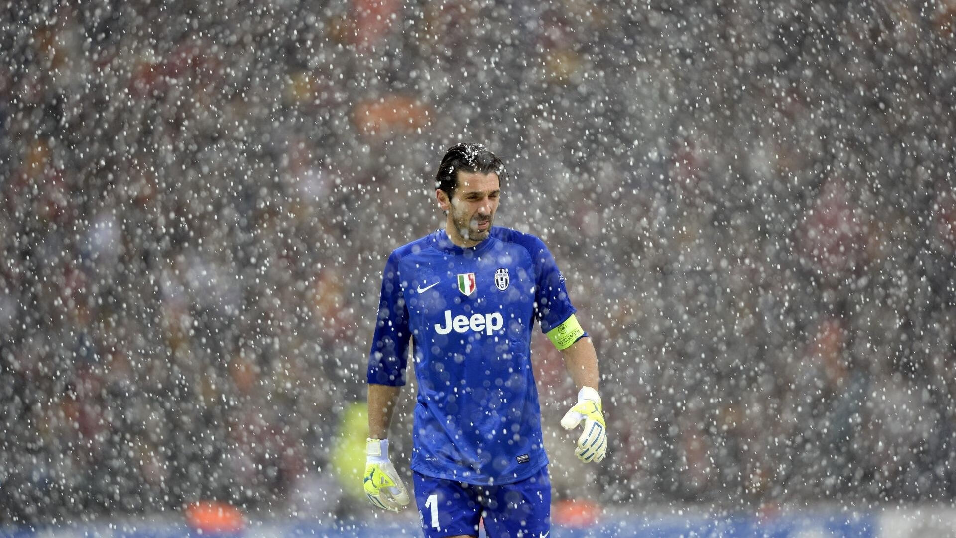 开云网页版-乔纳·隆戈的突破力与速度，点燃全黑队攻势的火焰，乔纳瓦罗是谁